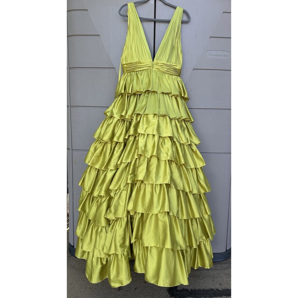 MacDuggal 67994 Chartreuse Sleeveless Tiered Ruffle Pleated Ball Gown Sz 10 $598 - Picture 13 of 16